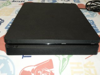 Ps4 slim 1tb