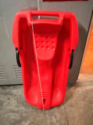 Trineo de Nieve Rojo