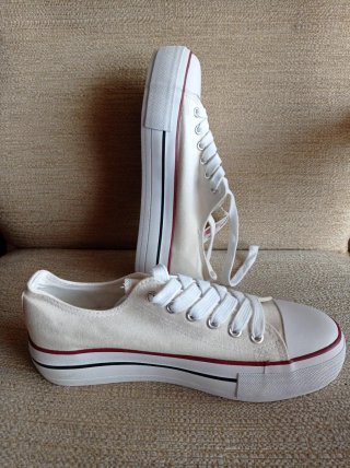 Zapatillas Deportivas Blancas