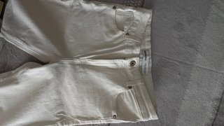 Pantalones vaqueros blancos Bershka