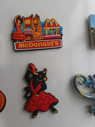 2 Imanes McDonald's Temática España