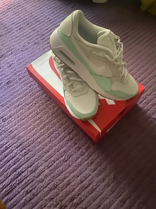 Zapatillas Nike Blancas y Turquesa
