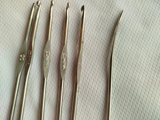 Set de 5 Ganchillos Vintage Dama.