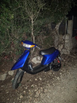 Yamaha Jog Scooter Azul