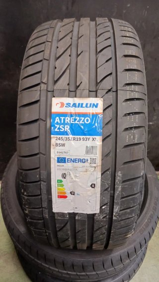 245/35 R19 93Y SAILUN ATREZZO ZSR