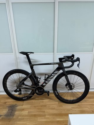 Canyon Aeroad CF SLX 2025