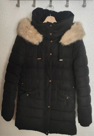 Abrigo de invierno Zara negro