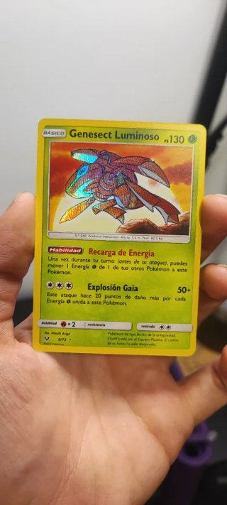 Pokémon Genesect Luminoso 9/73