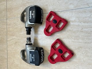 Pedales Automáticos Look con Calas