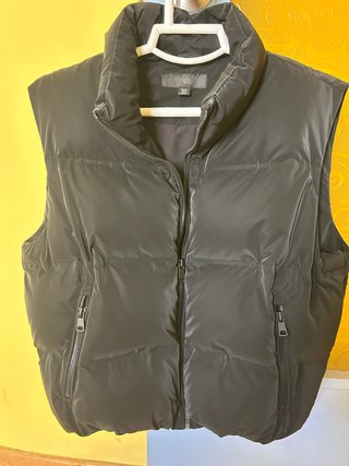 Chaleco acolchado negro Zara