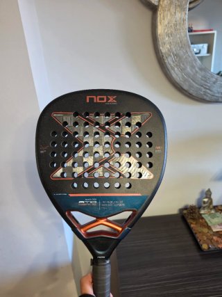 Pala de pádel Nox AT10 Genius
