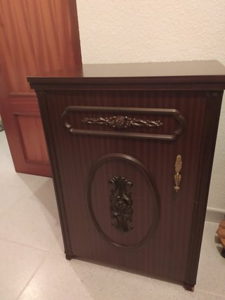 Máquina de coser Alfa antigua
