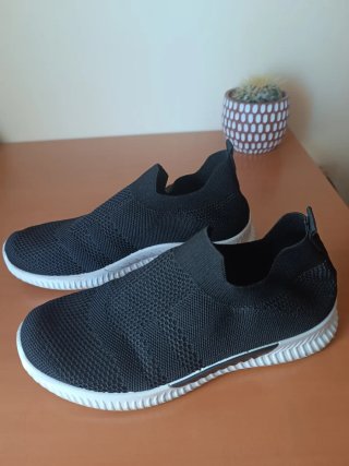 Zapatillas sin cordones negras Número 39