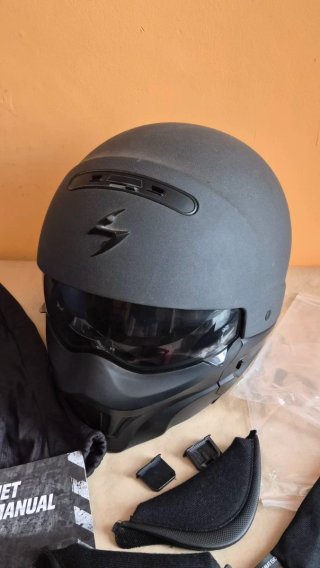 Casco Scorpion Exo Combat Evo