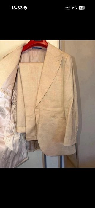 Traje Alvaro Moreno Amarillo mantequilla