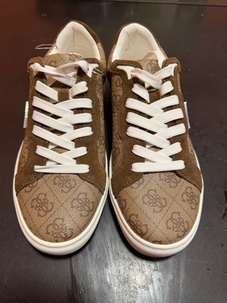 Zapatillas Guess Marrones