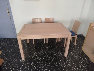 Mesa de comedor con 6 sillas