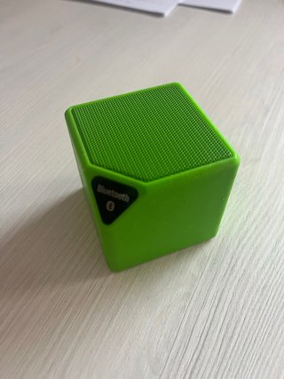 Altavoz Bluetooth Compacto Verde