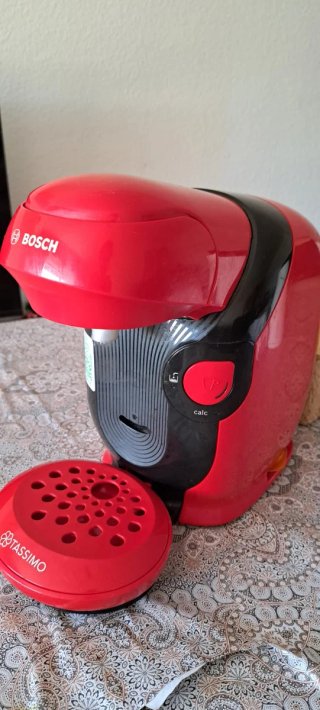 Cafetera Automática Bosch Tassimo Roja