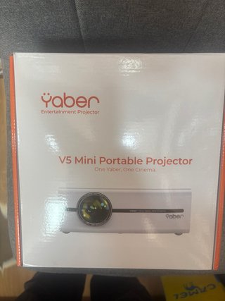 Mini Proyector Portátil Yaber V5