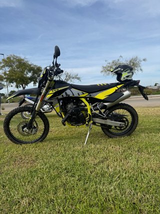 SWM Enduro 125cc