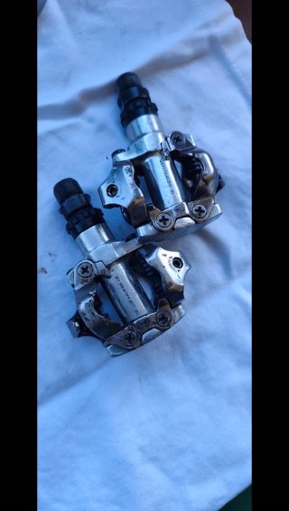 Pedales Automáticos Shimano PD-M520
