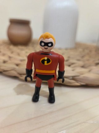 Figura Playmobil Mr. Increíble