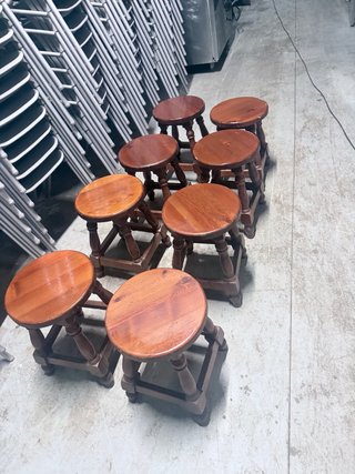 Taburetes Bajos de Madera 47cm de alto 10€ cada