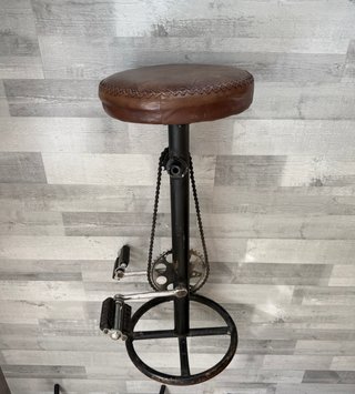 Taburetes Vintage Industriales con Pedales