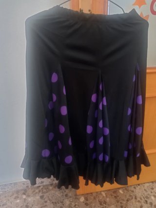 Falda y Mantoncillo de Flamenca