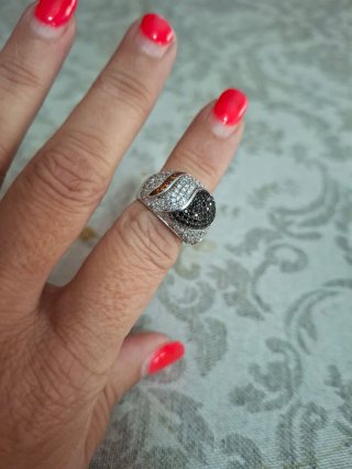 Anillo de Plata Rodiada y Circonitas