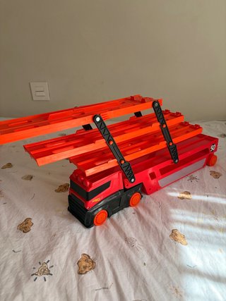 Camión Transportador de Coches Hot Wheels