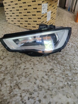 Faro delantero Audi A3 (2016) lado del conductor,d