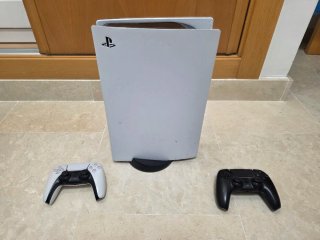 Consola PlayStation 5 (PS5) + 2 consolas + 6 juego