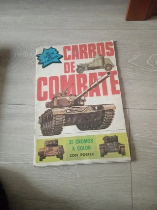 Álbum acabado de carros de combate año 1979
