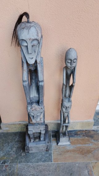 Pareja de Tótems Africanos de Madera