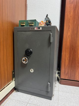 OFERTA !!!! Caja fuerte S.Lopez