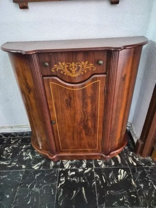 Mueble recibidor de madera