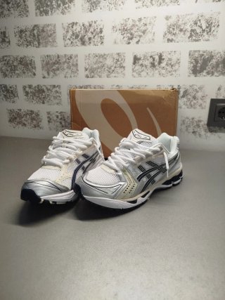 Zapatillas ASICS Gel-Kayano 14 Blancas/Plata