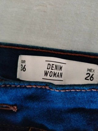 Pantalón Pitillo Azul Marino Talla 36