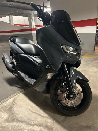 Yamaha Nmax 125 Gris