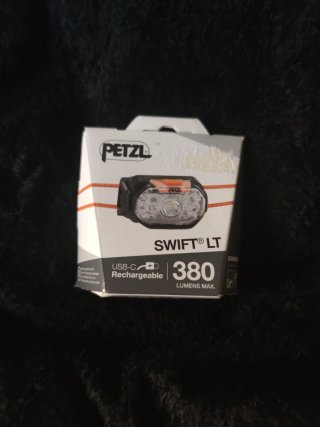 Linterna Frontal Petzl Swift LT
