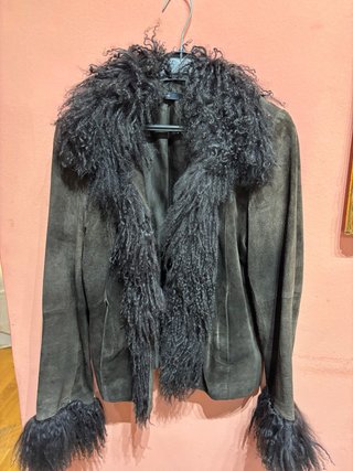 Chaqueta de ante con detalles de pelo