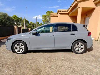Volkswagen Golf 2021