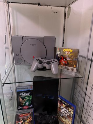 Vitrina de playstation escucho ofertas