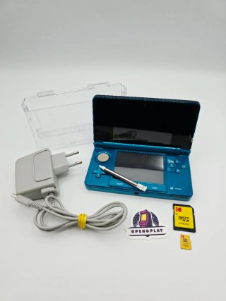 Nintendo 3DS Azul + Tarjeta SD 32 GB + Cargador