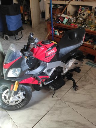 Moto eléctrica infantil Aprilia
