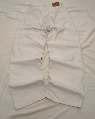 Pantalones tejanos blancos Cimarrón