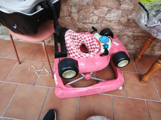 Andador de Bebé y Silla de Coche