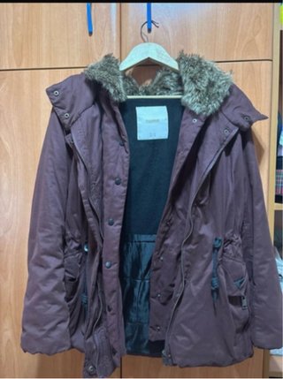 Abrigo Burdeos Pull&Bear